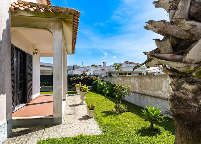 Mosca - 4 Bedrooms & Bbq, Prázdninový dům *